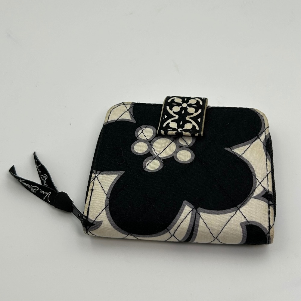 Vera Bradley Bifold Wallet Women OS Black White Good Quilted Night and Day